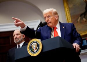 Заборона на зовнішню допомогу: суд відмовив Трампу