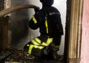 У Сумах російський дрон  влучив у складське приміщення