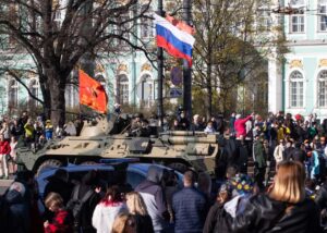 У Махачкалі БТР розчавив авто, водій загинув