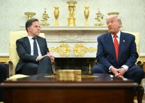 У Гренландії та Данії відреагували на наміри Трампа анексувати острів