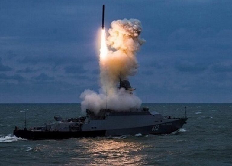РФ збільшила кількість ракетоносіїв у Чорному морі
