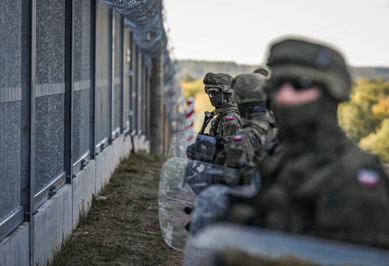 Польща розмістила на кордоні з Білоруссю 11 тисяч бійців