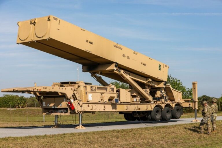 Ракетне стримування: США розгорнуть гіперзвукову систему великої дальності Dark Eagle у 2025 році