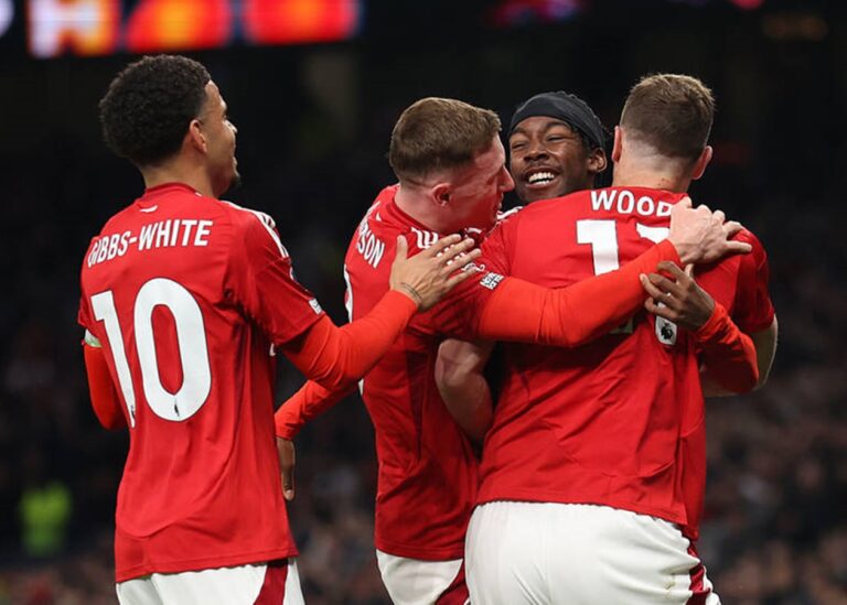 Ноттінгем переміг Тоттенгем і знову піднявся до трійки лідерів АПЛ