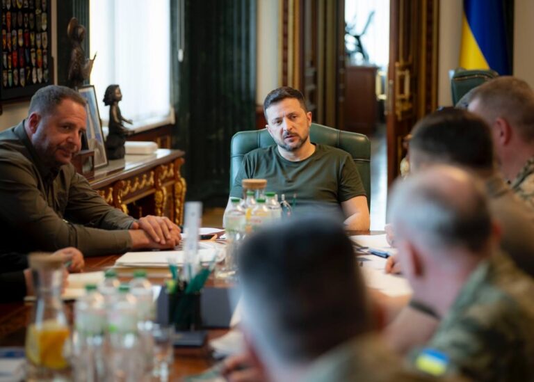 Зеленський провів нараду щодо авіації