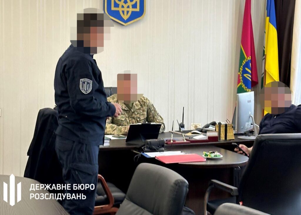 Посадовець ДПСУ зводив будинок силами підлеглих