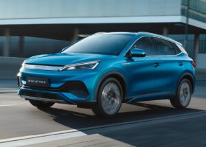 Продажі електрокросовера BYD перевищили 1 млн екземплярів