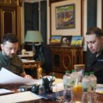 Буданов доповів Зеленському щодо слабких місць РФ