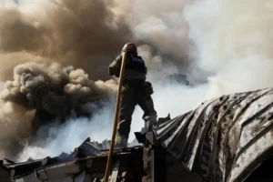 Дрони атакували два ТЦК у Полтаві: скільки військових постраждали (фото)
