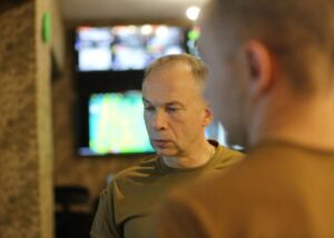 Сирський заявив про "тотальне просочування" росіян