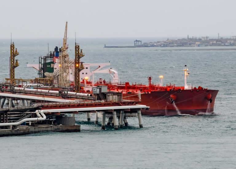 В’єтнам почав закупляти в Росії нафтохімічну сировину