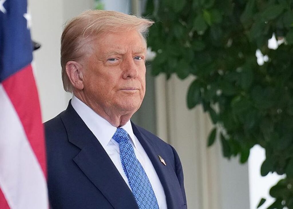 Трамп накинувся на ЗМІ перед зустріччю з Путіним