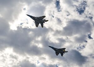 Військові показали епічне відео відбиття атаки РФ