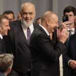 Прем’єр Албанії пожартував з Макроном та Алієвим над Трампом