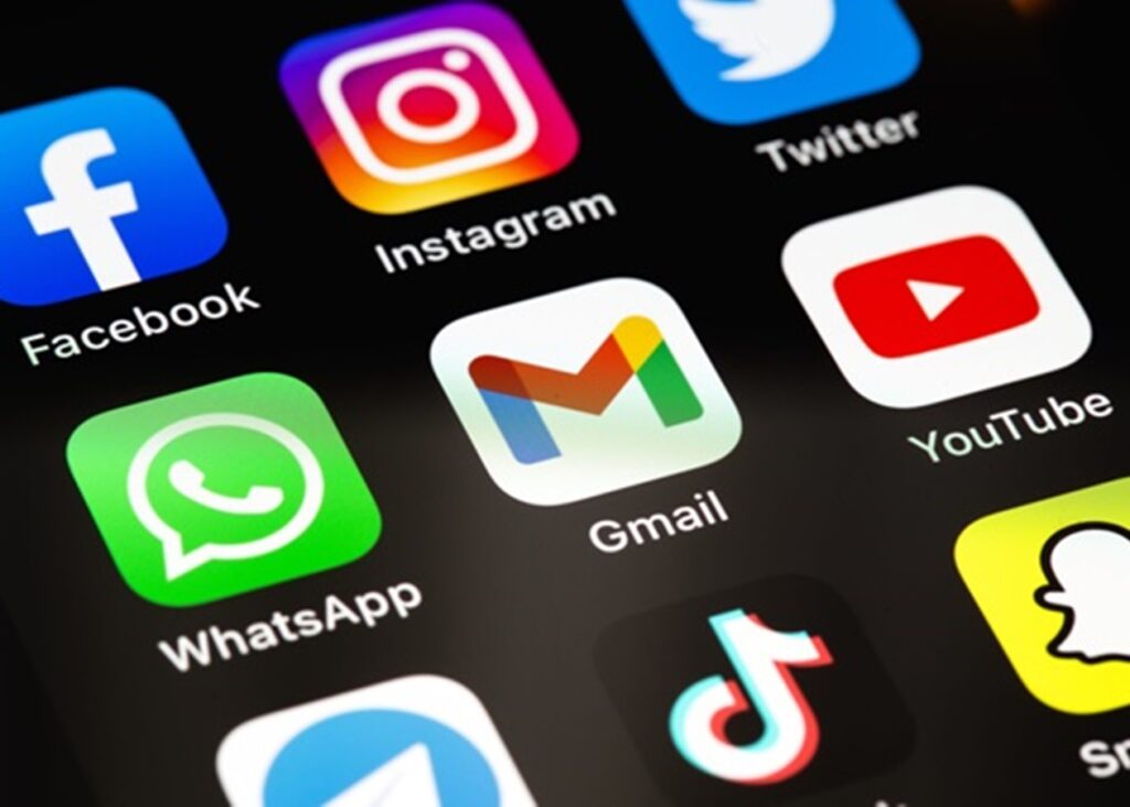 В Афганістані обмежили доступ до Instagram, Facebook та Snapchat