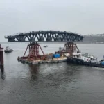 Розпочався ремонт мосту Метро. Чим цей процес унікальний (фото)