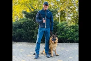 Собака як доказ. Труханов опублікував фото своєї присутності в Одесі