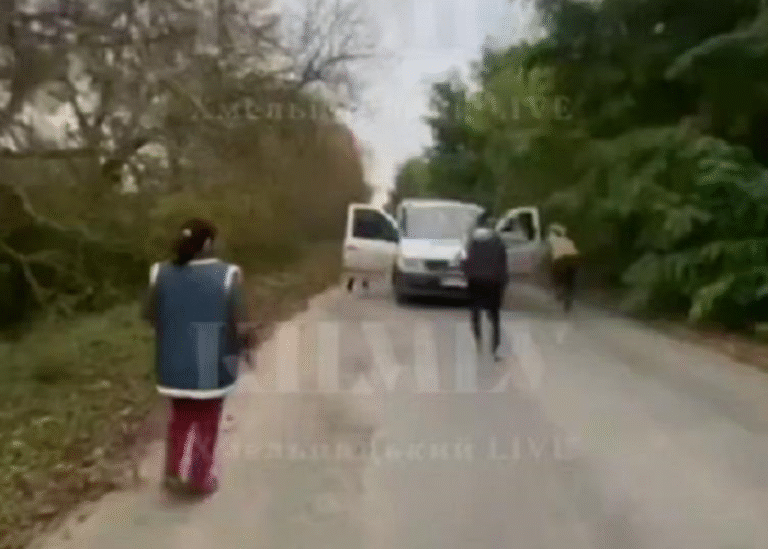 На Хмельниччині сталася сутичка між жінками та співробітниками ТЦК