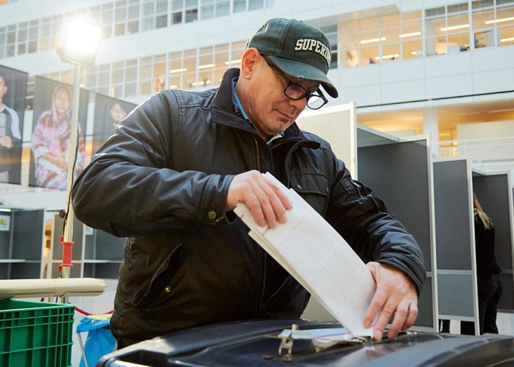 В Нідерландах почались дострокові парламентські вибори