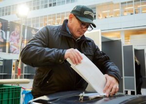 В Нідерландах почались дострокові парламентські вибори