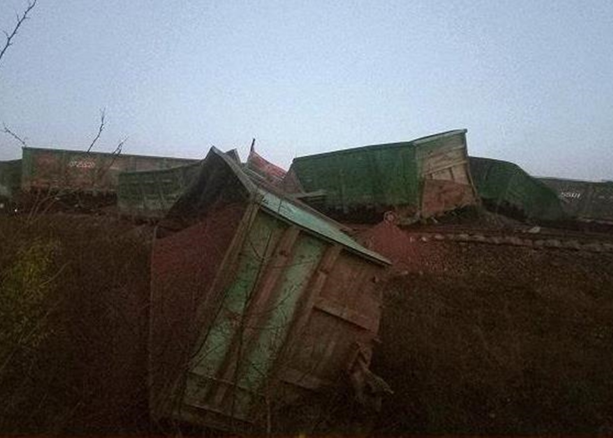 На Запоріжжі підірвали військовий ешелон росіян