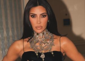 Кім Кардаш’ян провалила адвокатський іспит і звинуватила екстрасенсів