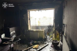 На Оболоні сталася пожежа у багатоповерхівці (фото)