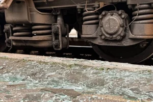 Росія вдруге за день атакувала Суми: пошкоджено вокзал і вагони