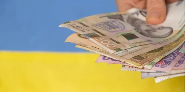 Пенсії та соцвиплати зростуть у 2026 році: Ось на скільки підвищаться нарахування українцям