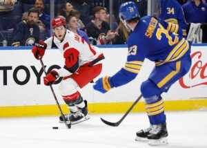 НХЛ: Кароліна сенсаційно поступилася