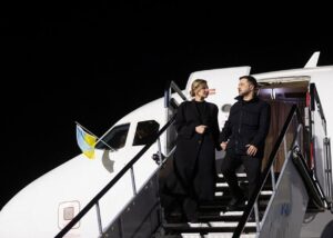 Літак Зеленського переслідували дрони – ЗМІ