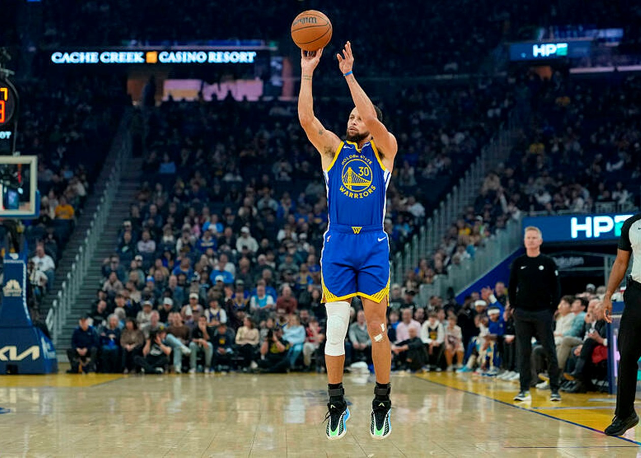 У Стефена Каррі 39 очок за гру й рекорд