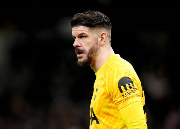 Борнмут підписав колишнього воротаря збірної Англії