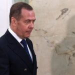 Медведєв пригрозив Європі відео з Орєшніком