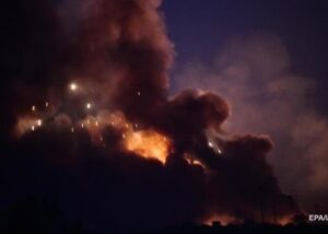 Більше 20 вибухів: дрони масовано атакують Воронеж