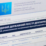 Директор держпідприємства Міноборони одружений на росіянці, яка тримає 120 тисяч доларів готівкою: нові деталі статків
