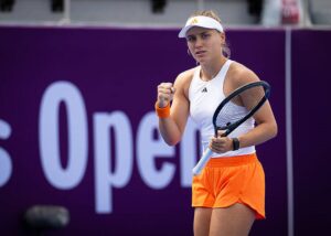 Після поразки Стародубцева припинила боротьбу в ОАЕ