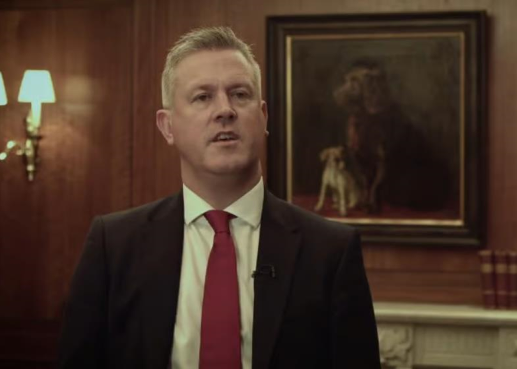 У Британії судили банкіра-мільйонера за 740 випадків безквиткового проїзду