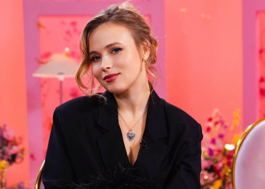 Зірка Сватів замилувала кадрами з донькою