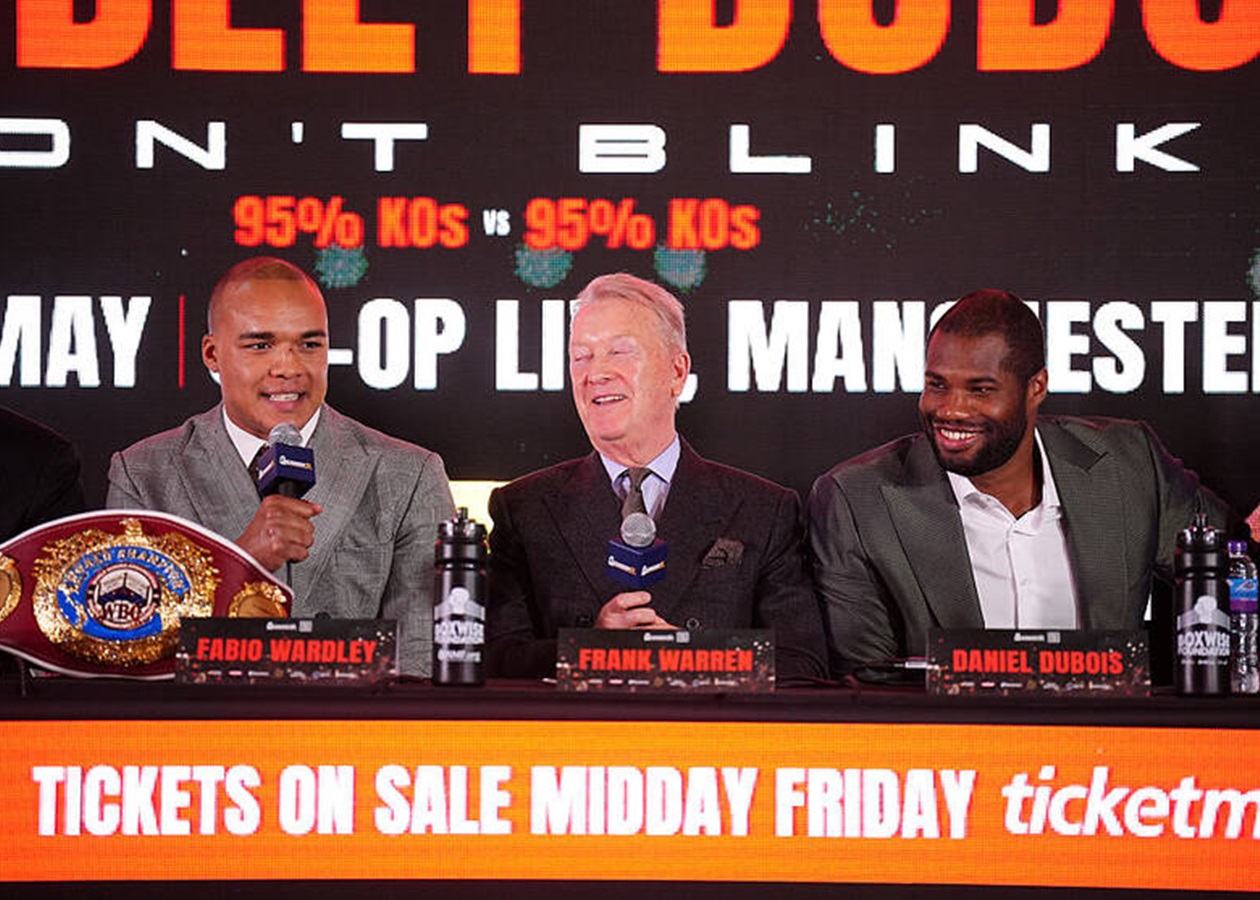 Ексчемпіон дав сміливий прогноз на бій Вордлі - Дюбуа