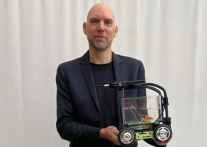 Золота рибка за кермом: голландський інженер встановив рекорд світу