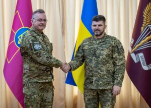 Начальник Генштабу ЗСУ зустрівся з адміралом НАТО