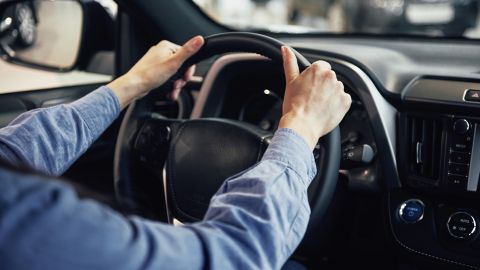 Українці масово купують старі авто: Найпопулярніші моделі і ціни