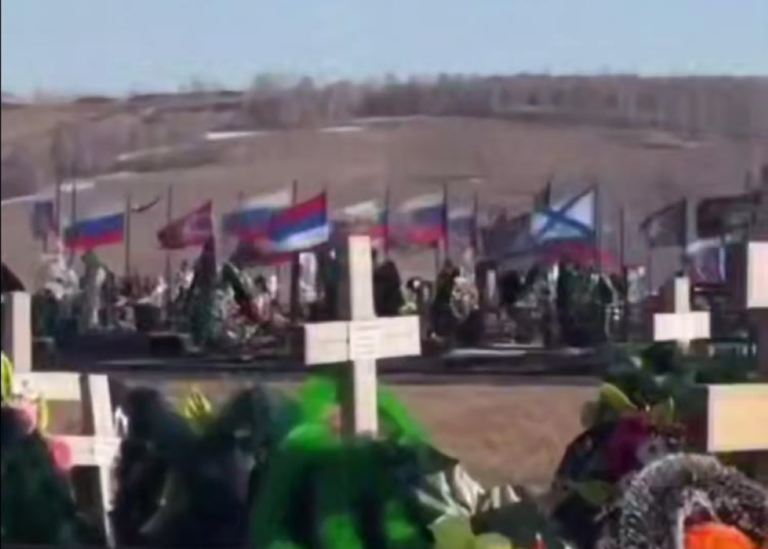 Росіянина шокували розміри кладовища у Сибіру