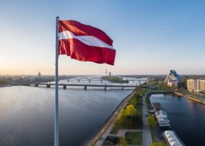 Розвідка Латвії назвала імена семи викритих агентів Росії та Білорусі