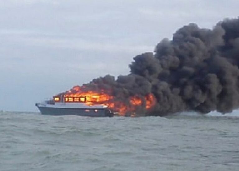 США вкотре атакували судно в Тихому океані