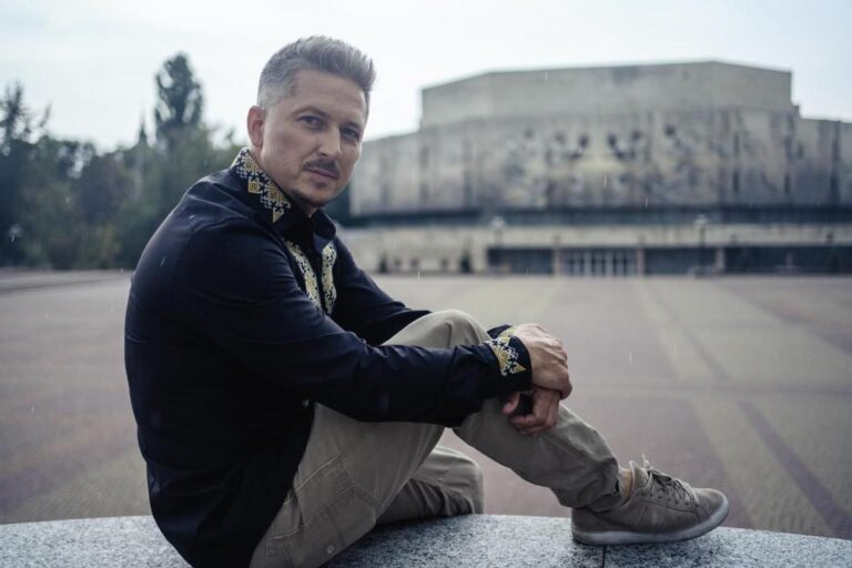 Педан хотів на фронт, але йому «порадили залишитись» — і за два роки придбав дві квартири, нежитлове приміщення та два авто