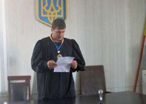 Суддя Кам’янського Станіслав Ричка, який збив пішохода, задекларував Ford Mustang, мотоцикл та будинок за 1,28 млн гривень