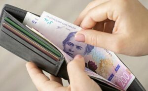 Українцям дали дедлайн до 30 червня: Кому і чому можуть анулювати важливу виплату
