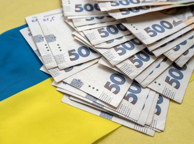 Роботодавці в Україні готові платити в рази більше, ніж просять: Ос кому пропонують 70 тис. грн